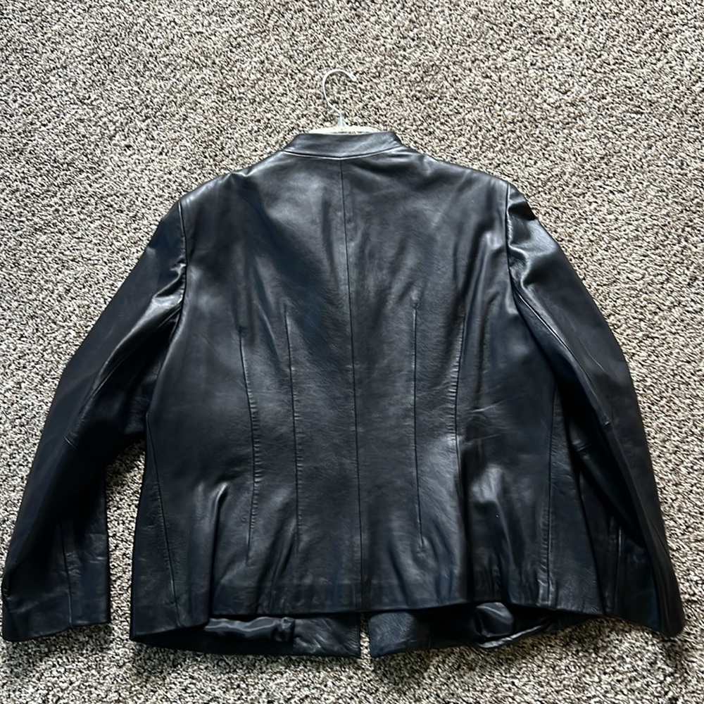 Women’s leather blazer/jacket - Picture 5 of 5